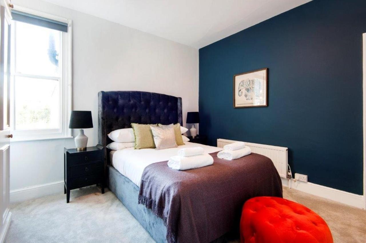 Vakantiehuis Modern Family In Close To Amenities And Train Londen