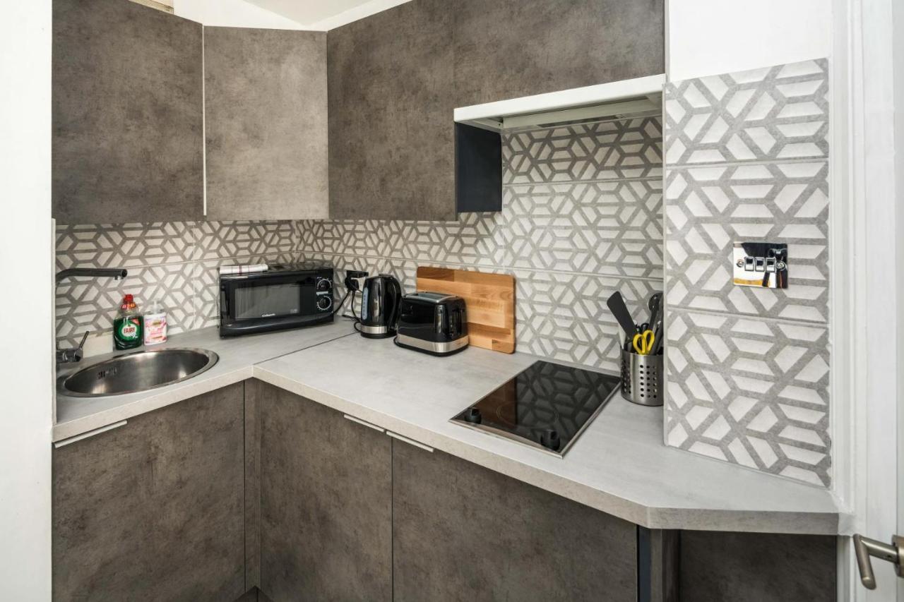 Apartment New Sleek Modern In The Heart Of Chelsea London