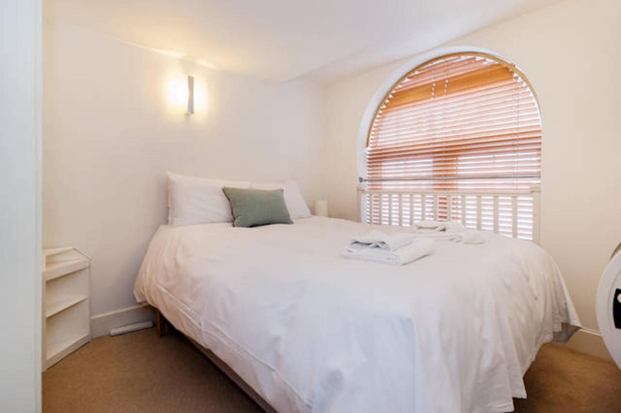 2-bed, 2-bath Sanctuary Near Holborn Station, Covent Garden & West End Leilighet *