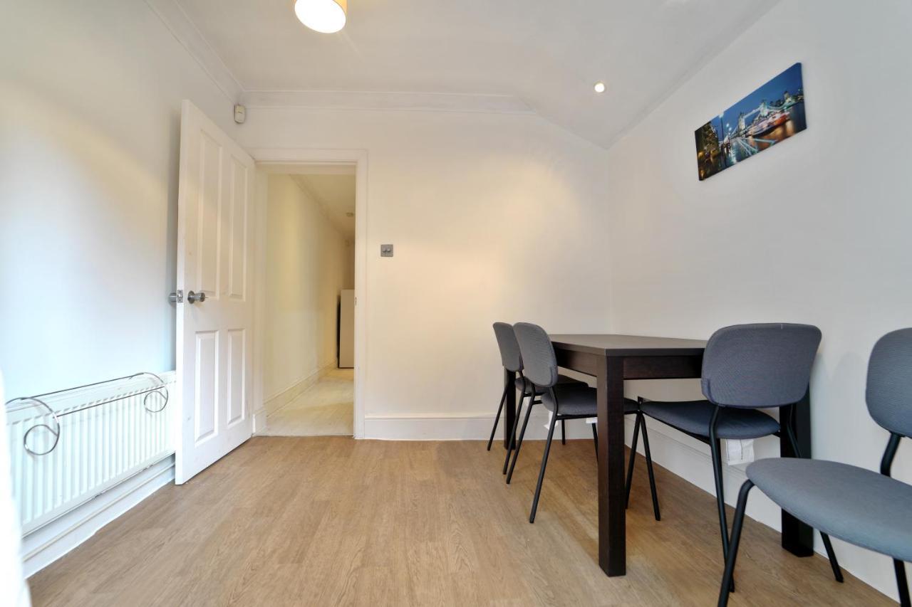 5b Belvedere Buildings Apartment
