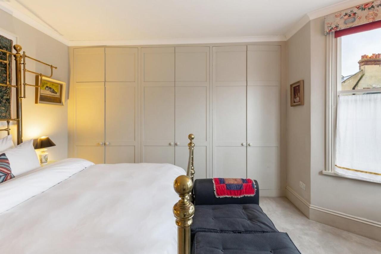 Lovely 4-bedroom House Near Portobello * London