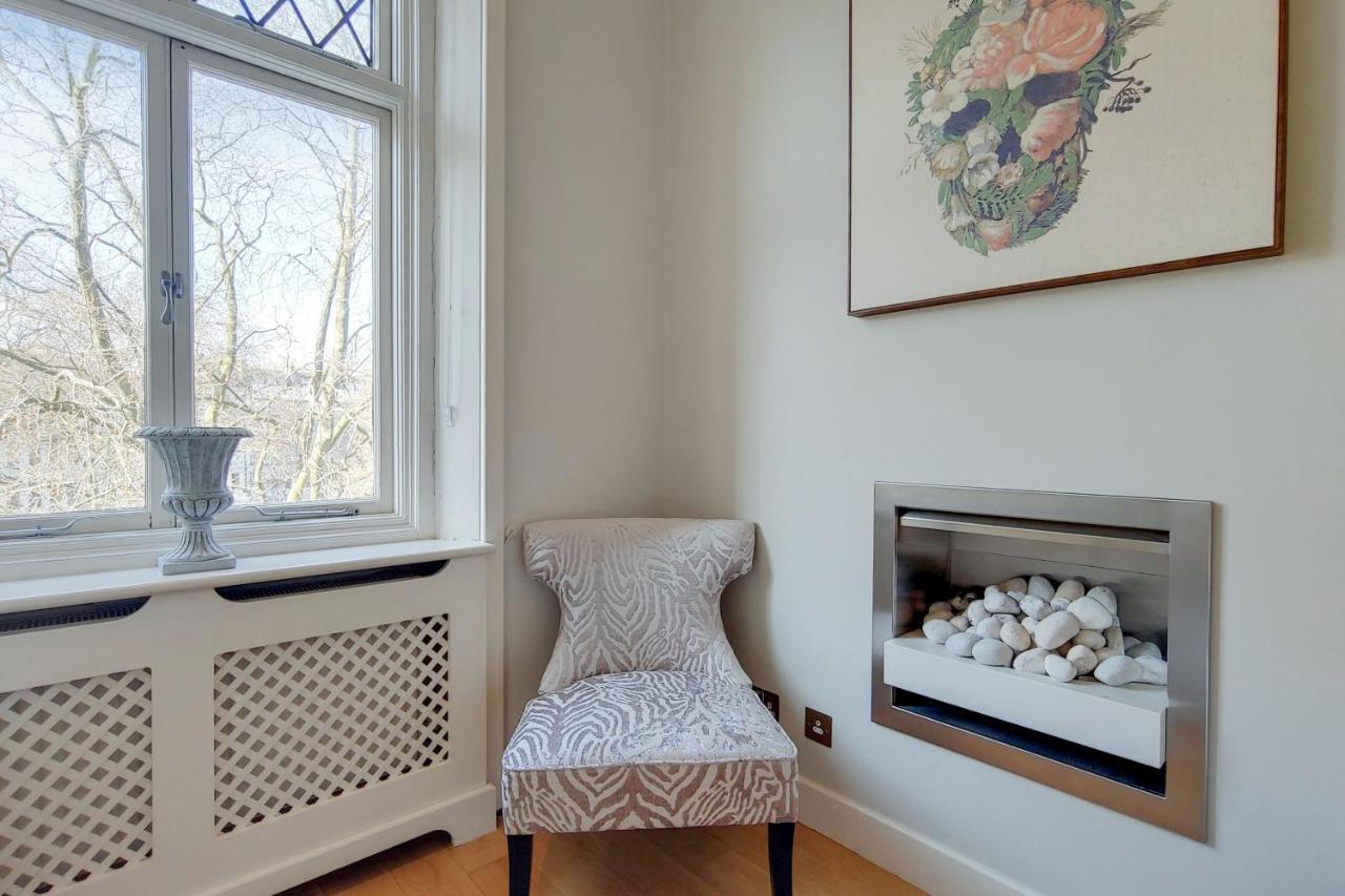 Apartment Cg1 - 2 Bedroom Apt, Kensington Garden Square View