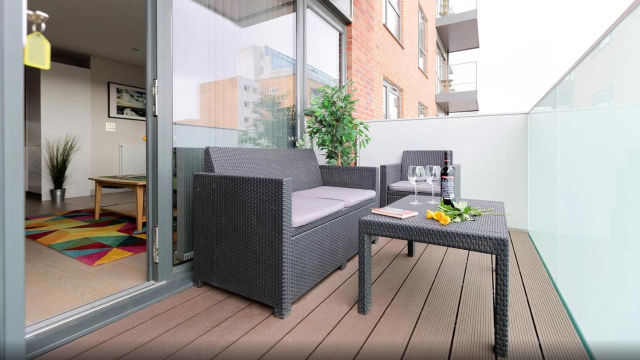 Esquire Margil Apartment London