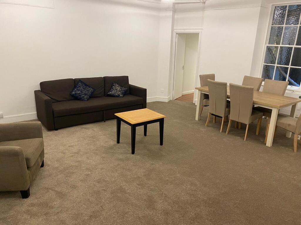 Habitación en casa particular Mayfair Park Londres