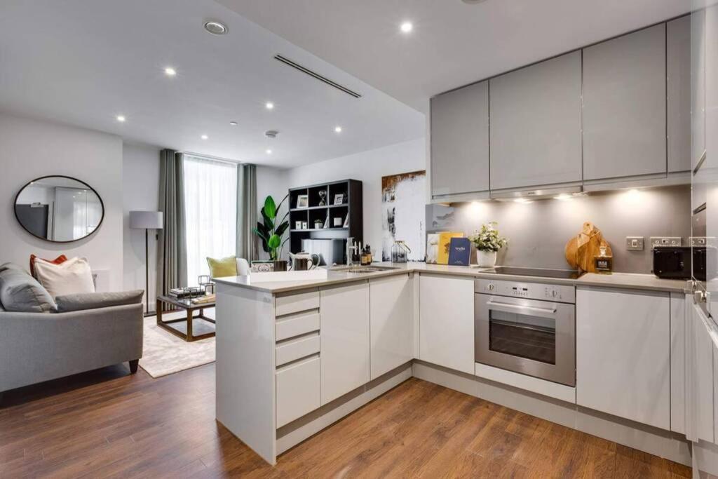 Leilighet Two Bedroom With Two King Size Bed London