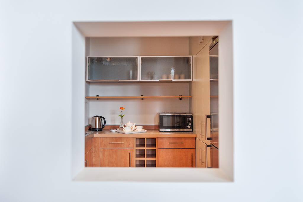 Smart - Road Apartment London