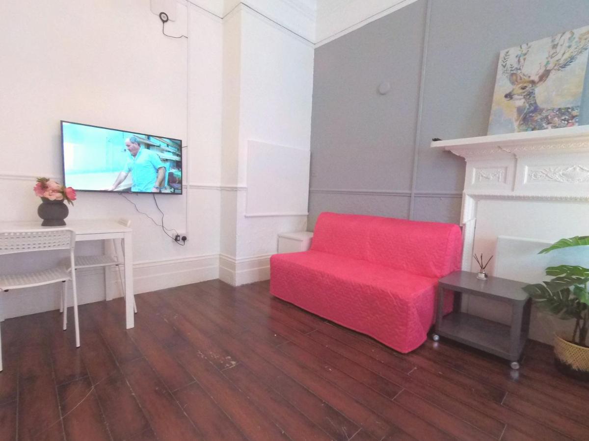 Gloucester Garden Apartment