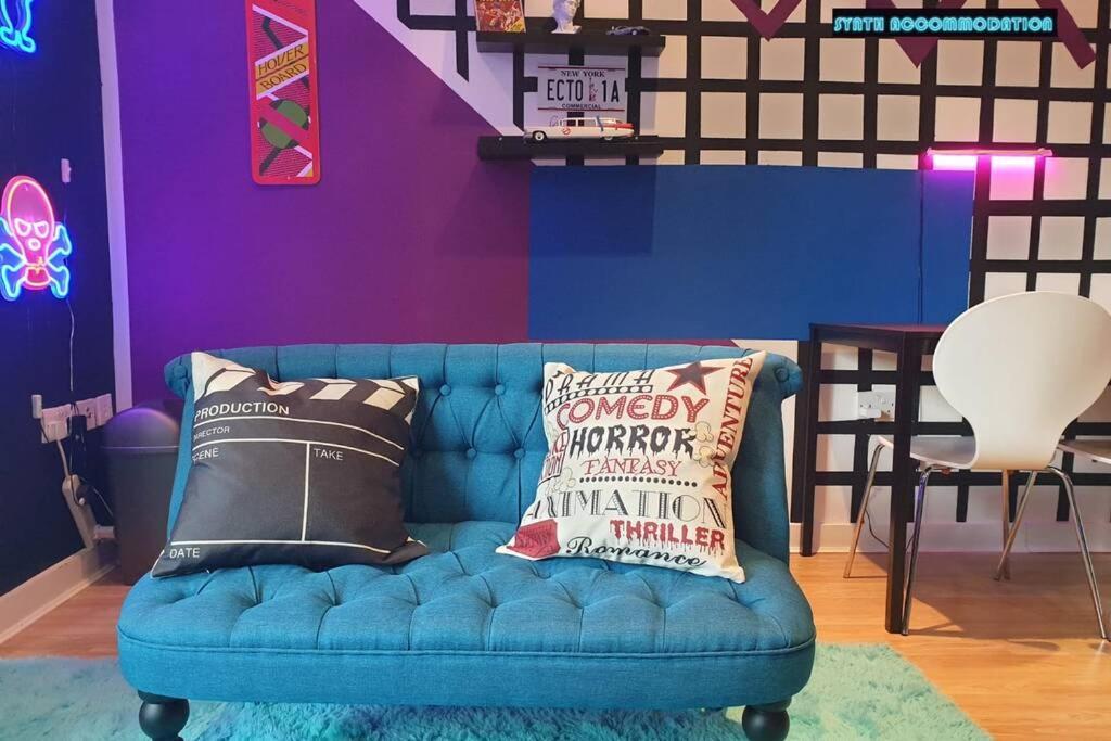 80s Retro 1bed Studio Serviced Canary Wharf Perfect For Solo & Couple Travellers London