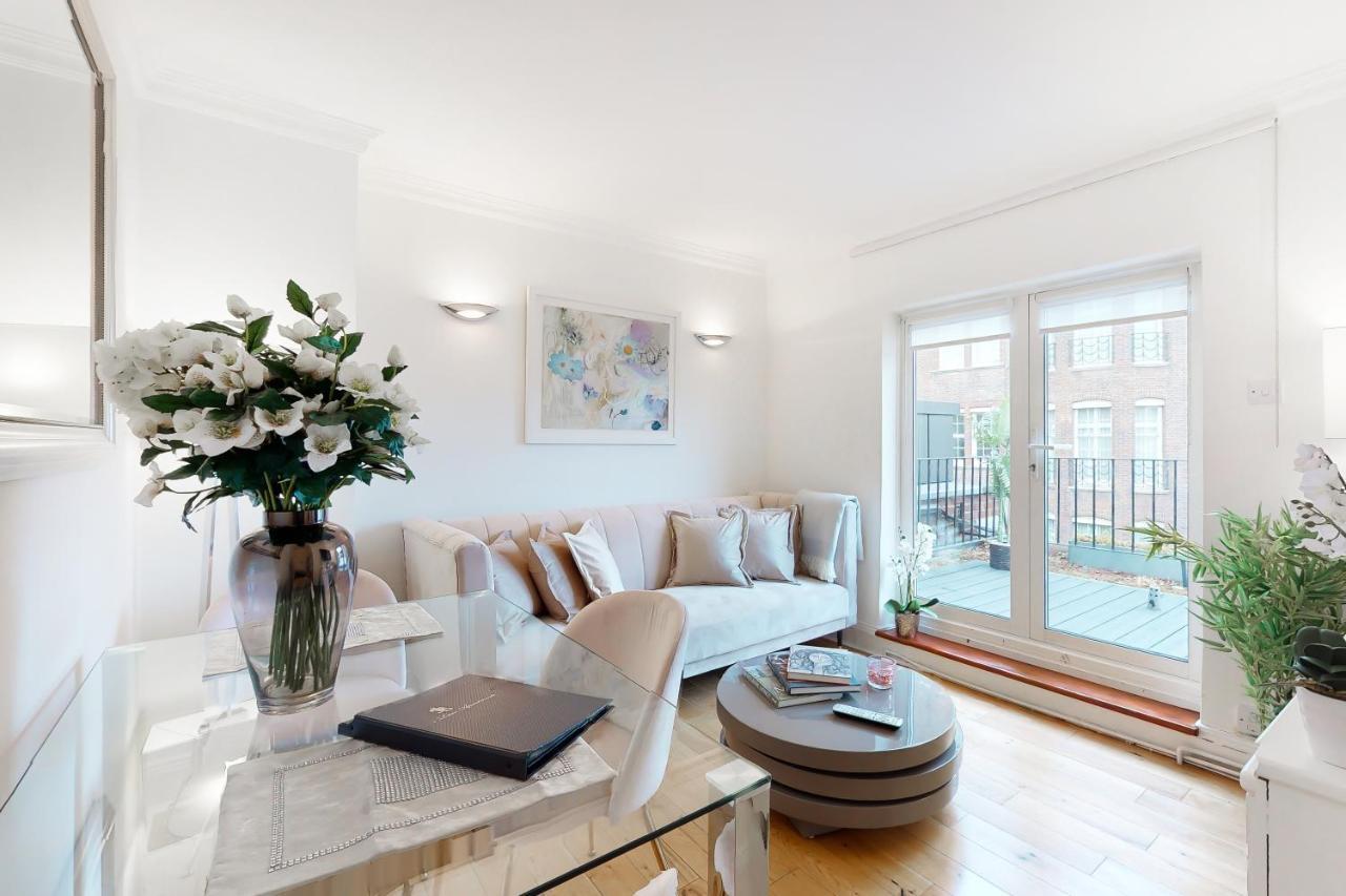In Bond Street Apartment London