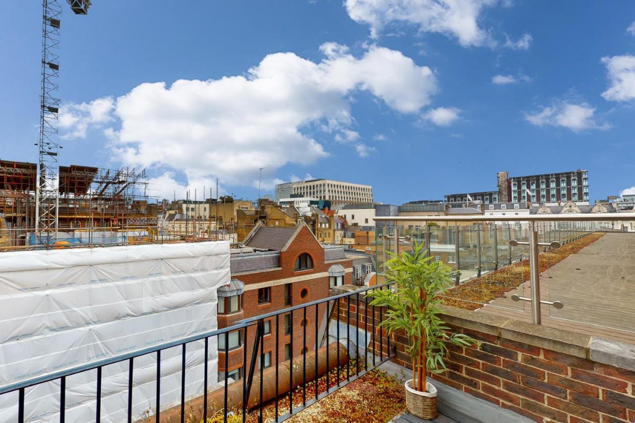 In Bond Street Apartment *
