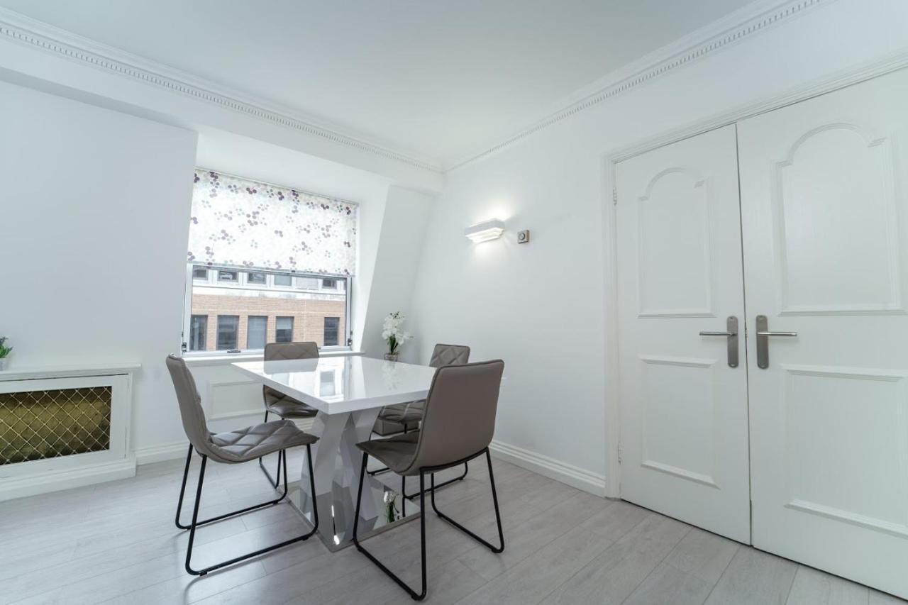 In Bond Street Apartment *