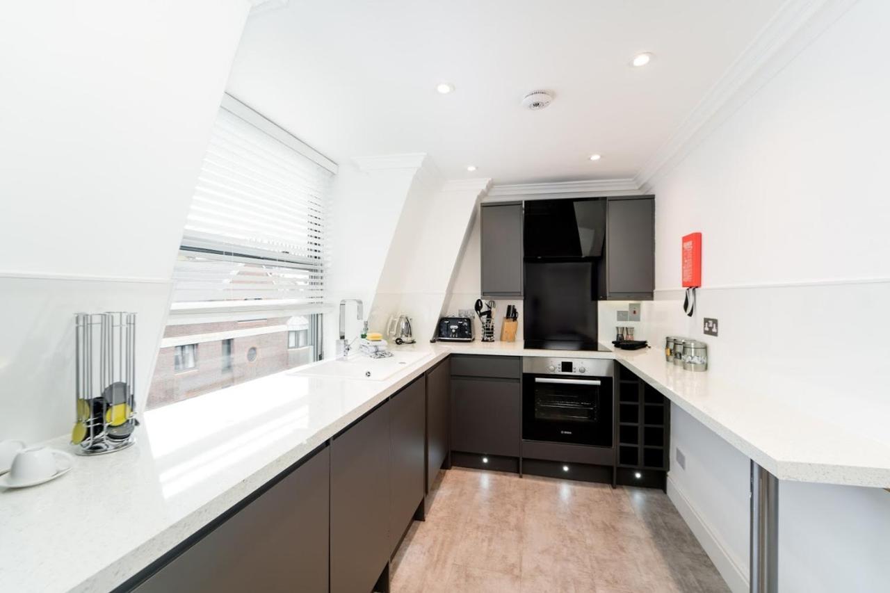 In Bond Street Apartment *