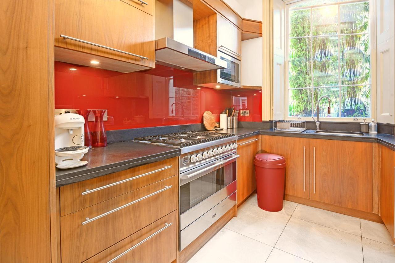Luxury Massive Townhouse By Harrods Leilighet London