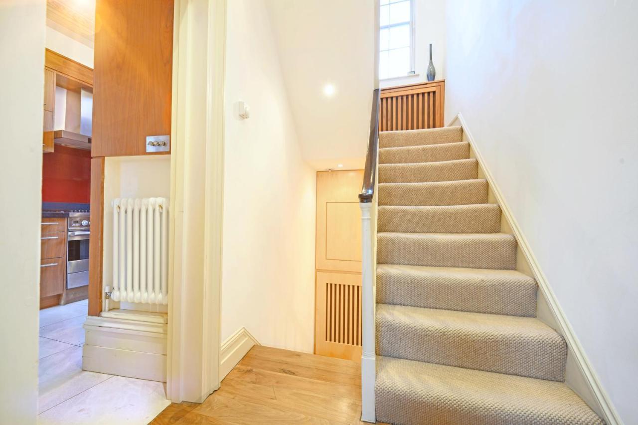Luxury Massive Townhouse By Harrods Leilighet