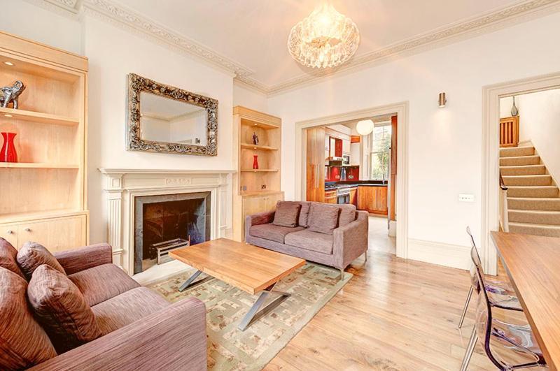 Luxury Massive Townhouse By Harrods Leilighet