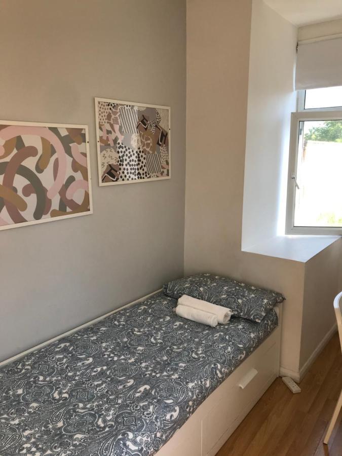 Privatunterkunft Single Bedrooms With Wifi&underbed 10 London