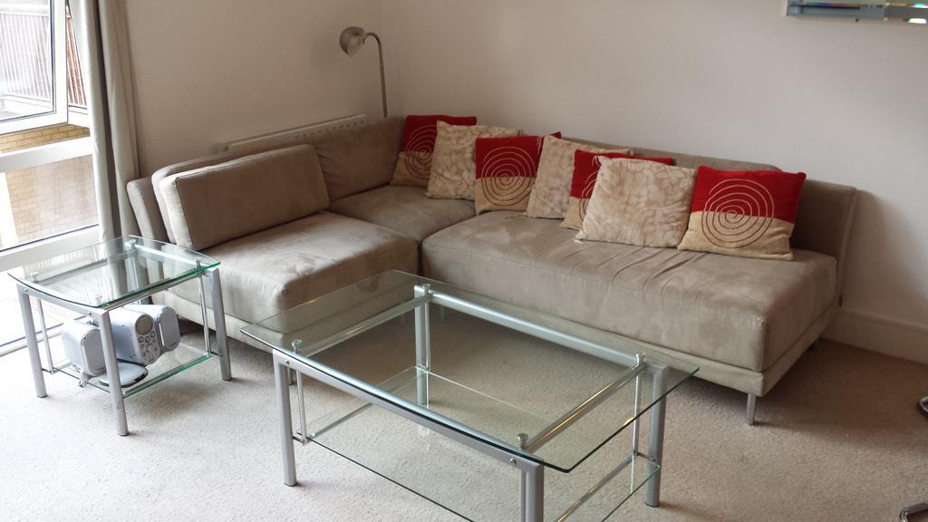 Ascot Deluxe Apartments - Canary Wharf Apartment *