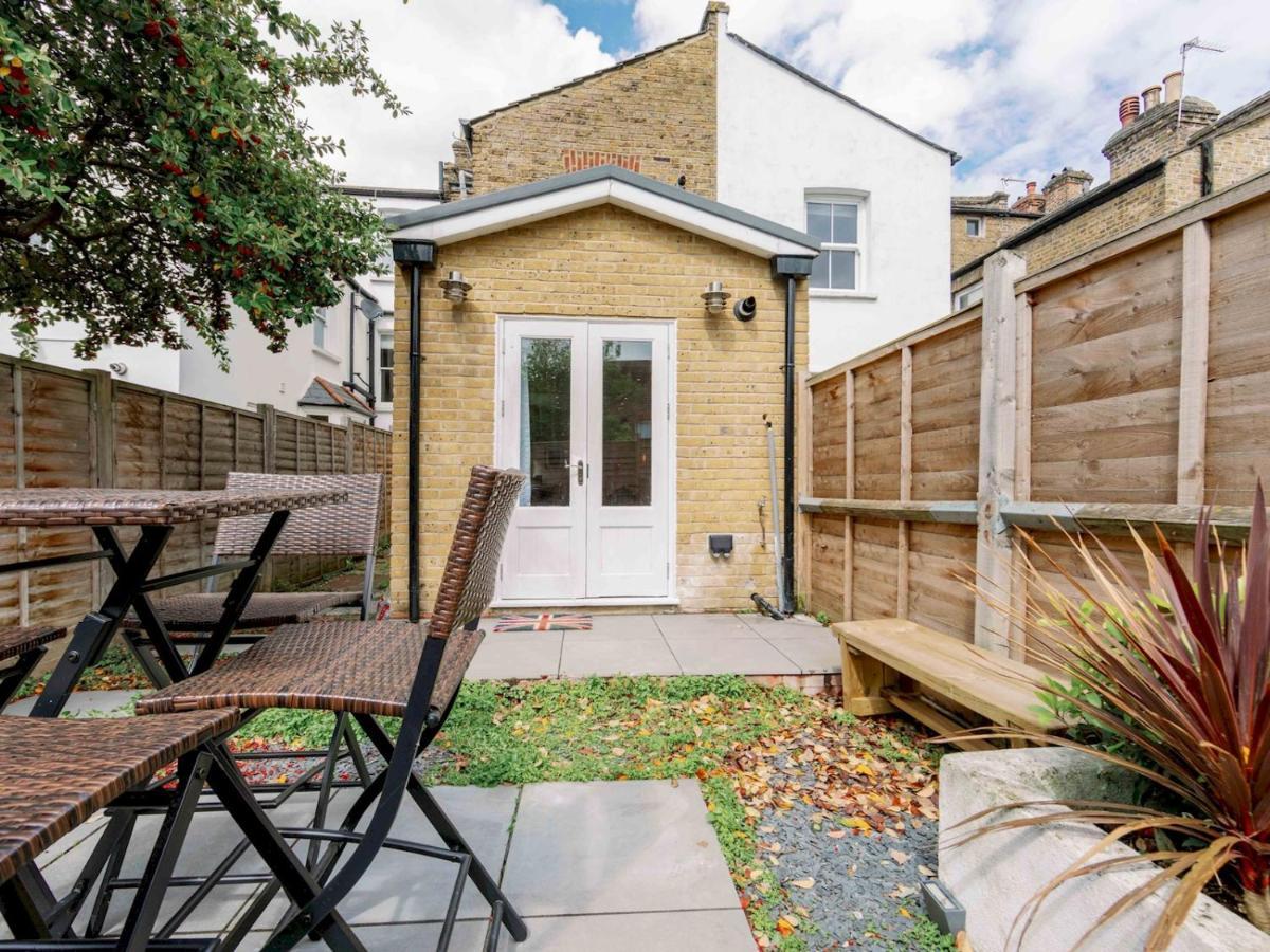 Apartment Pass The Keys Recently Renovated 1br Flat With Private Garden In South *