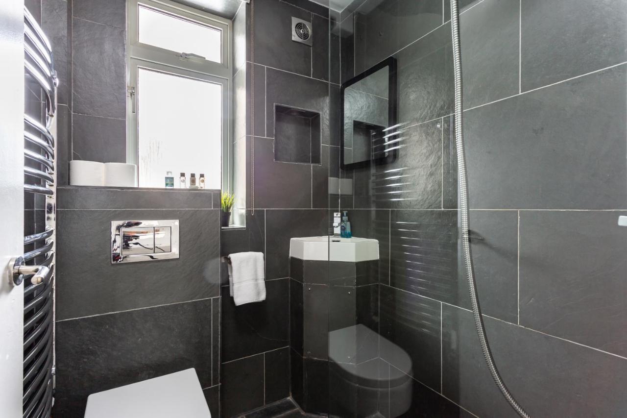 Perfect Gem By Southwark Stn W/balcony - Apartment