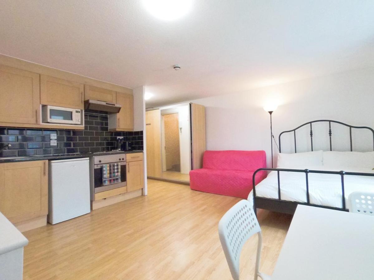 Luna 218 Flat 3 At Marble Arch London