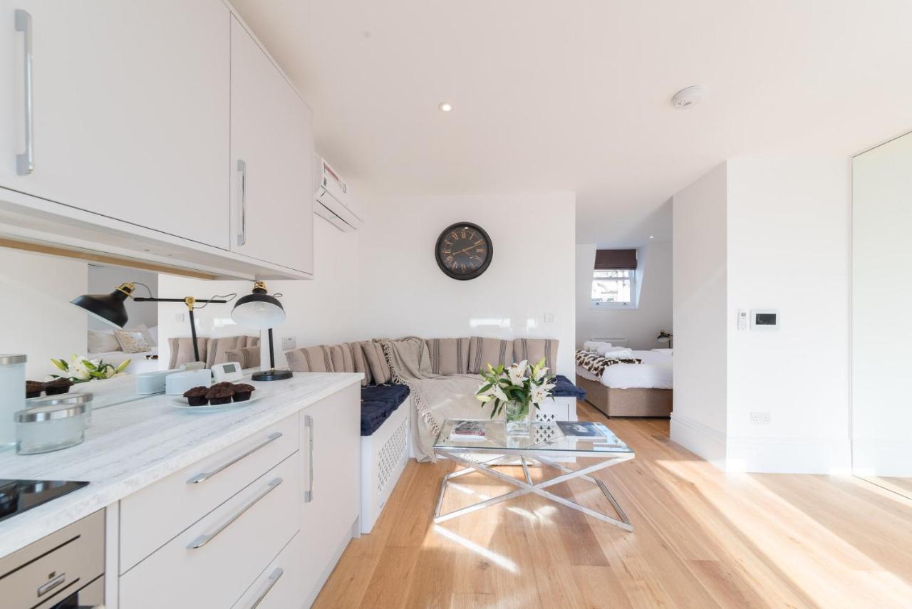 Luxury Flat With Sw Balcony In Fulham Broadway Leilighet