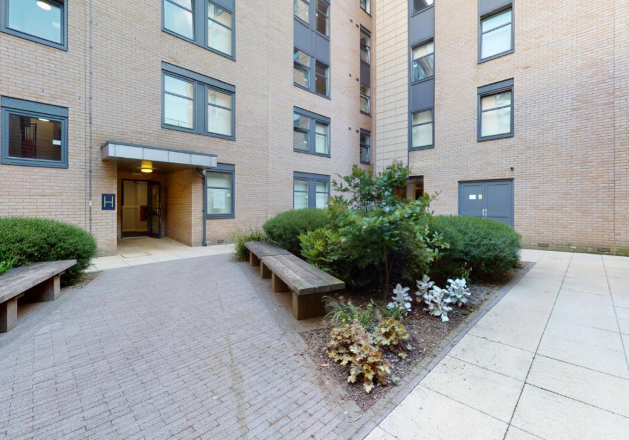 Apartamento Private Bedrooms With Shared Kitchen And At Iq Tufnell House In *
