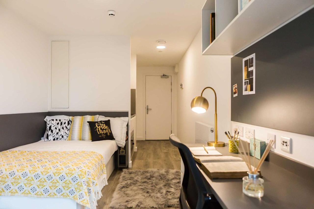 Appartement Contemporary At Chapter White In Londen