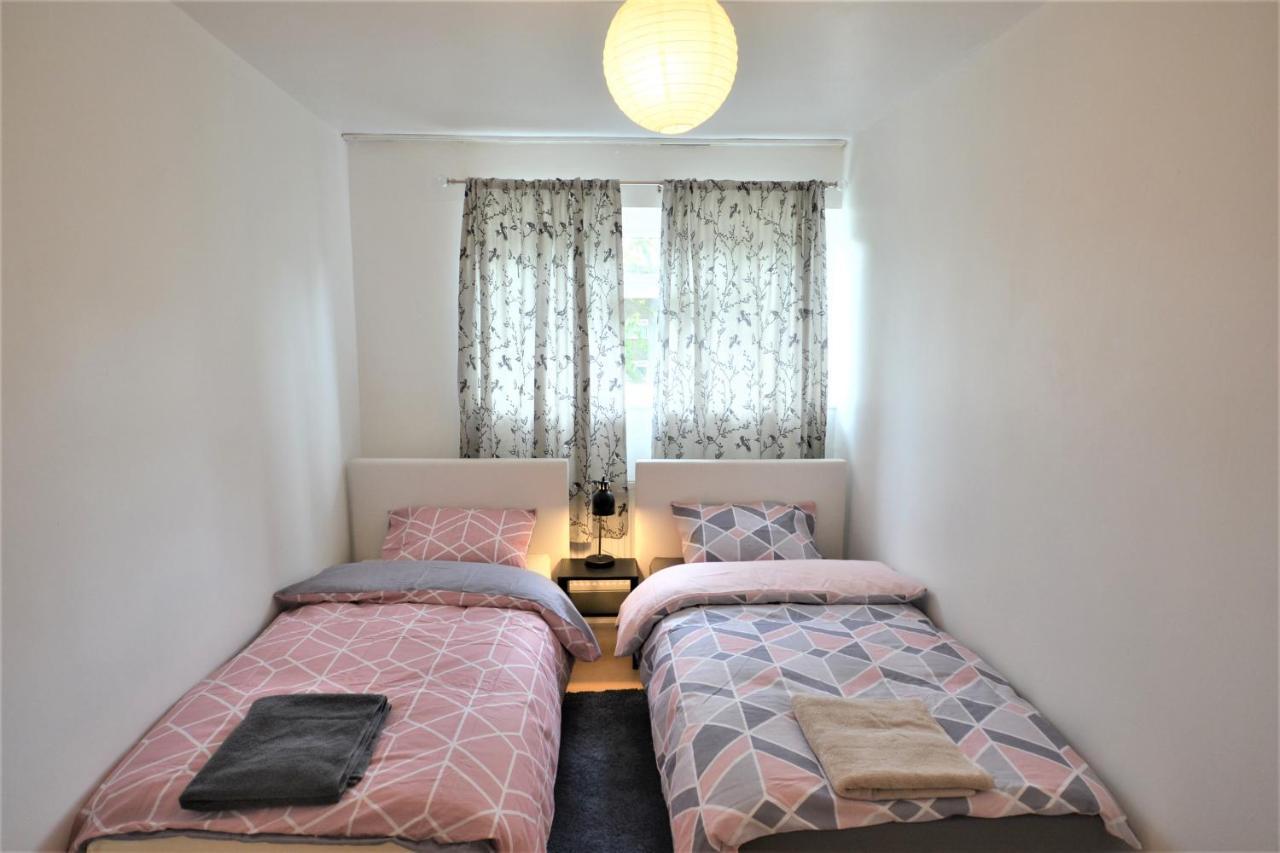 Zone 1 Lovely 3bedroom Maisonette Apartment London