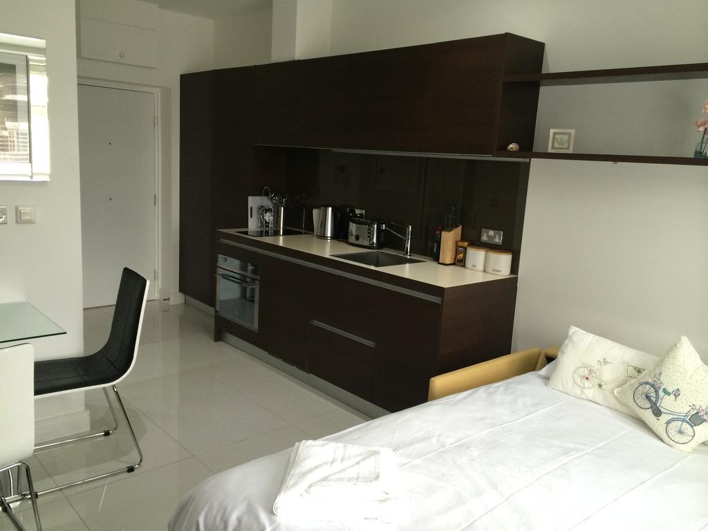 Apartment Albany House Central London