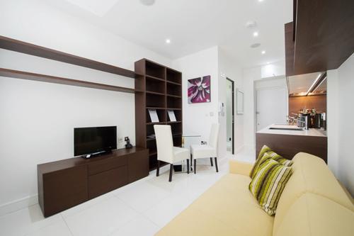 Albany House Central Apartment