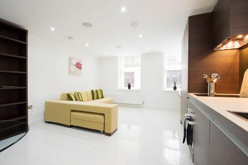 Albany House Central * London