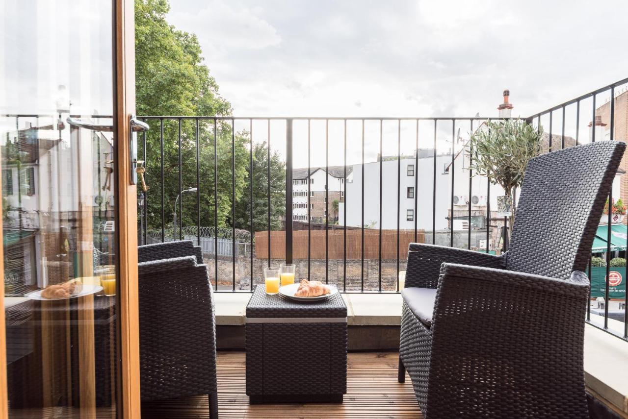 Luxury Flat With Sw Balcony In Fulham Broadway * London