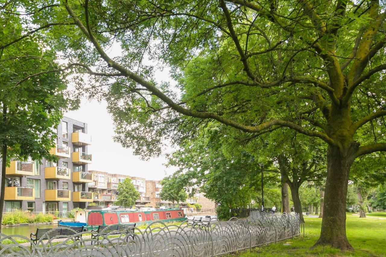 Modern One Bedroom Flat In Apartment London