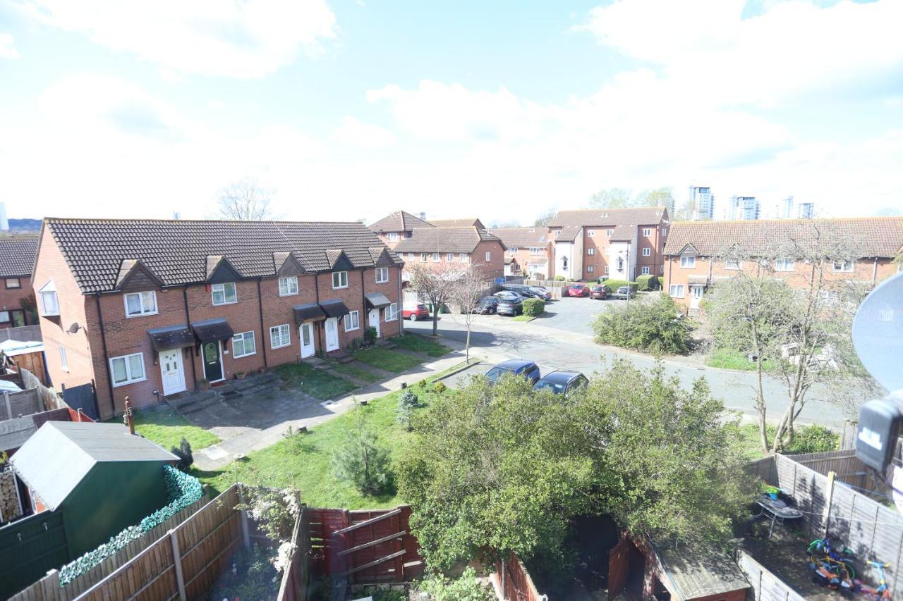 Beautiful 3 Beds House West Thamesmead London London