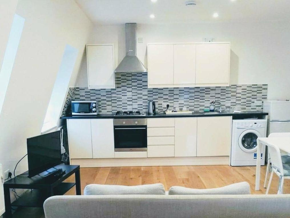 Forest House 3* London