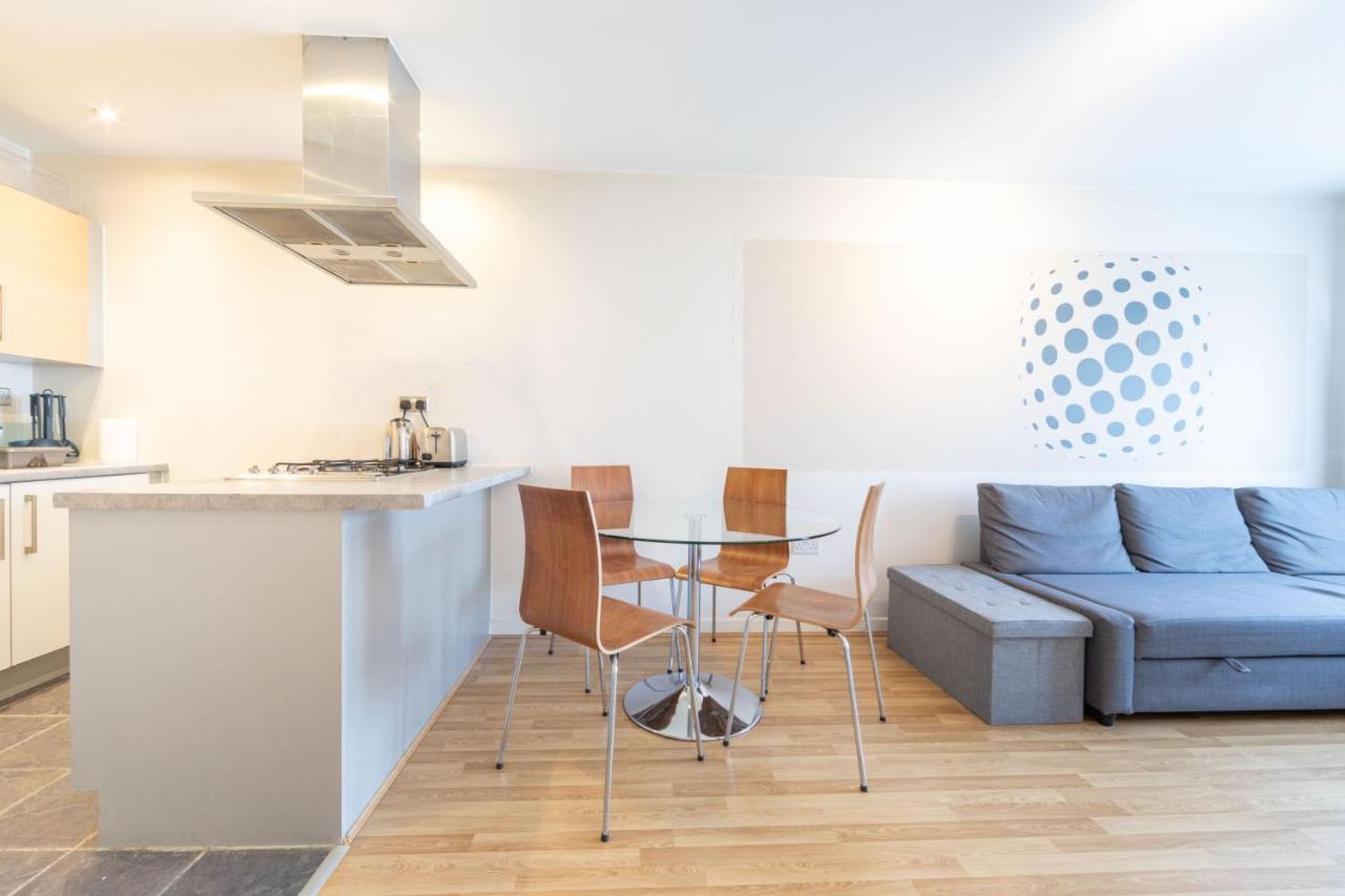 Apartamento Pass The Keys Cosy 1bed Nearby Canary Wharf Londres