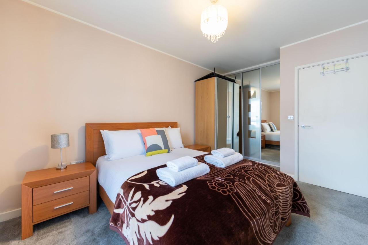 Apartamento Pass The Keys Cosy 1bed Nearby Canary Wharf Londres