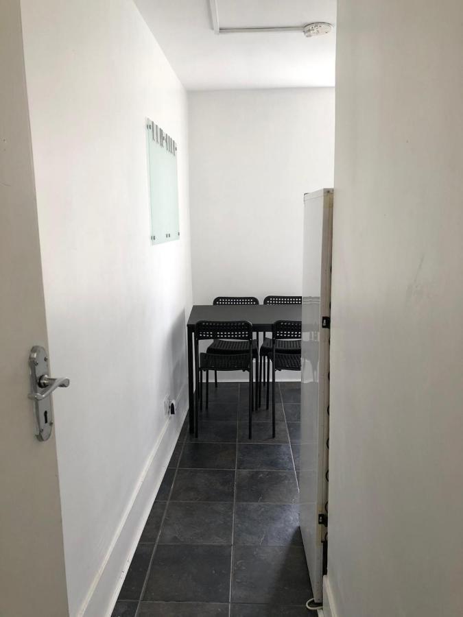 Appartement Pleasant Two Bed-Room Flat Near Portobello Market *