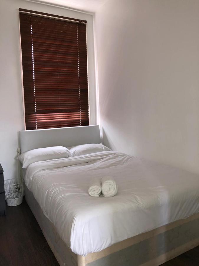 Appartement Pleasant Two Bed-Room Flat Near Portobello Market