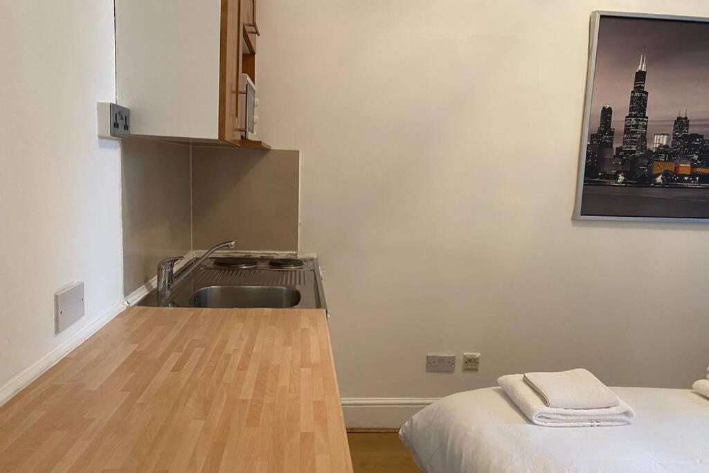 F6-comfy Ground Flr Fits 4- Near Paddington London