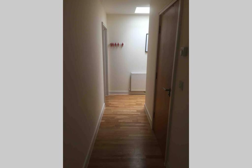 Apartment Charming Flat In Golders Green With Parking Space London