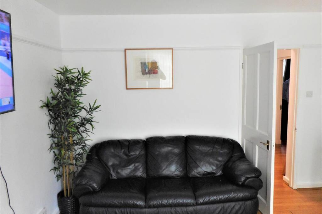 Stunning Lovely 3- Bedroom Fulham With Roof Terraces Appartement