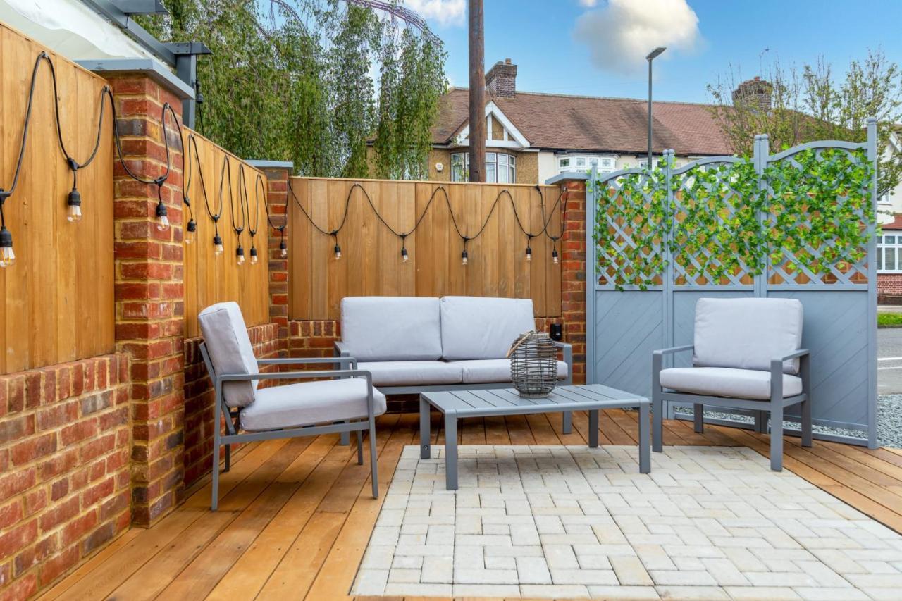 Vakantiehuis Guestready - Unique Near Wimbledon With Gorgeous Deck And Parking Londen