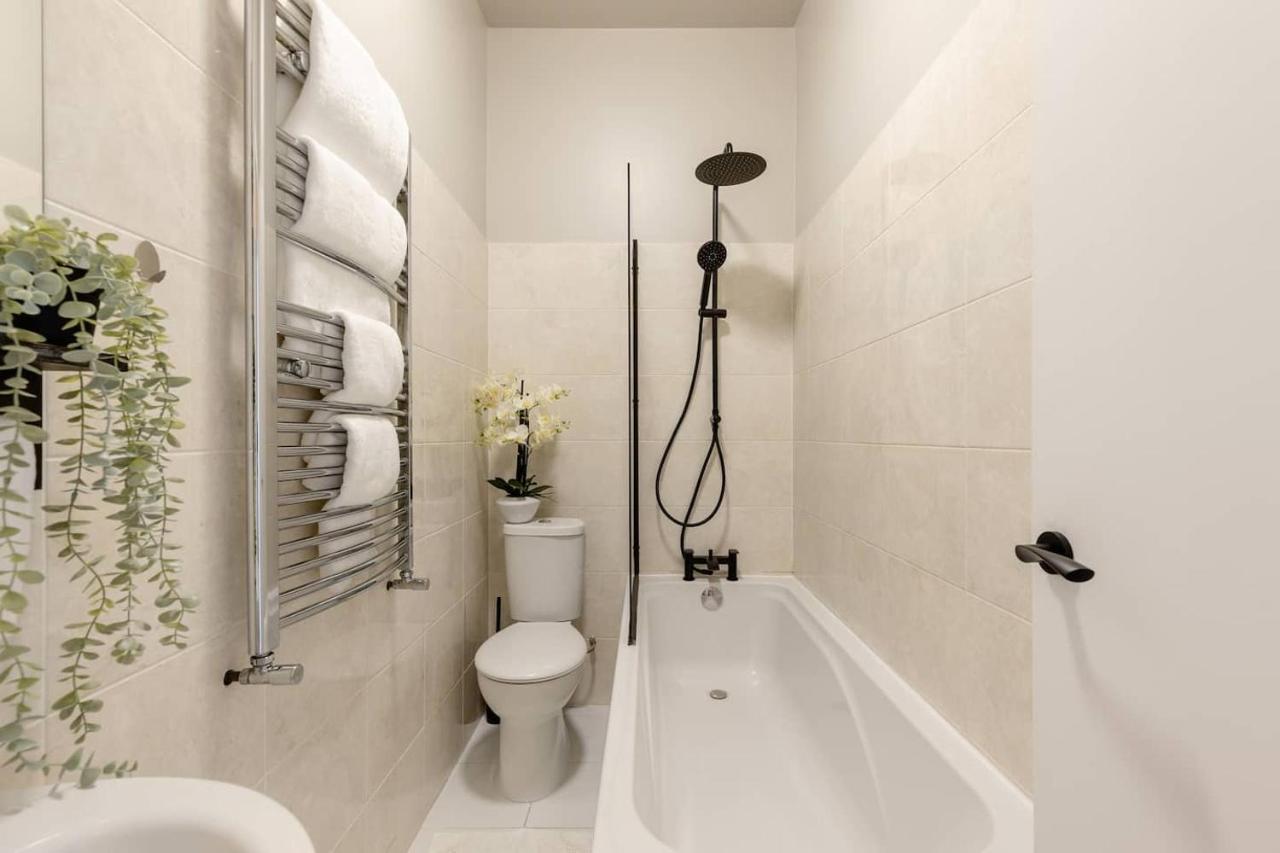 Appartement Lovely 2 Bedroom In West Hampstead, Londen