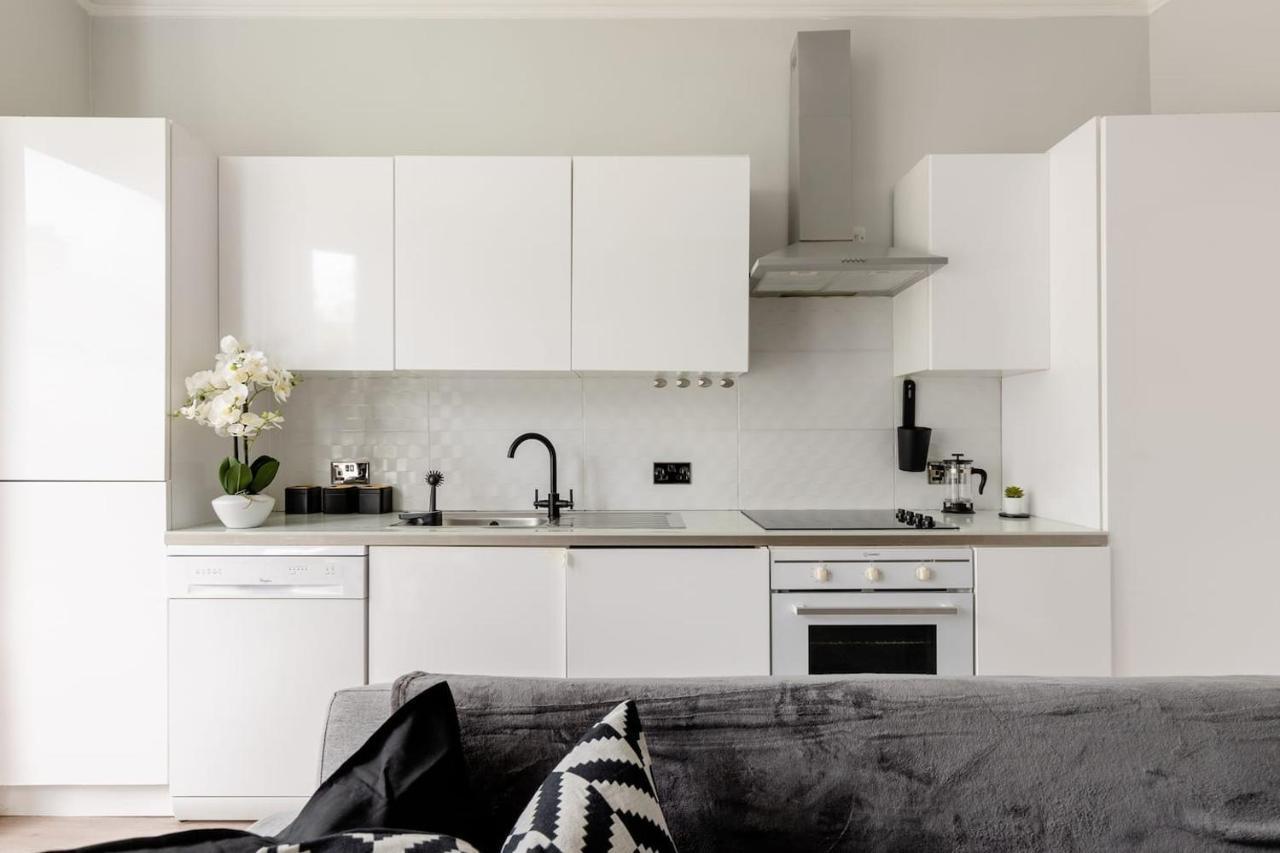 Lovely 2 Bedroom In West Hampstead, Appartement