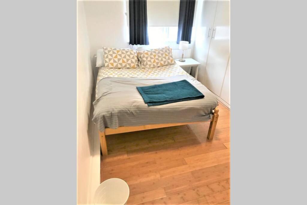 Stunning Lovely 3- Bedroom Fulham With Roof Terraces Appartement *