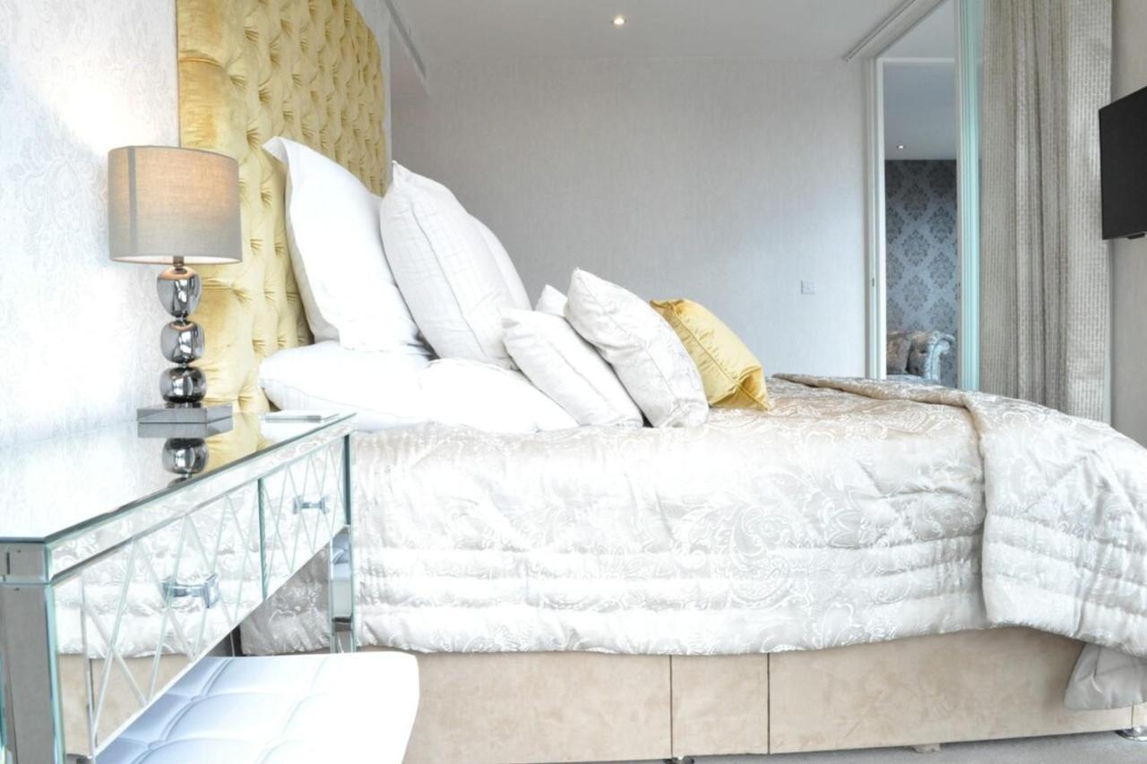 Luxurious 1 Bedroom With Gym And Roof Terrace Leilighet