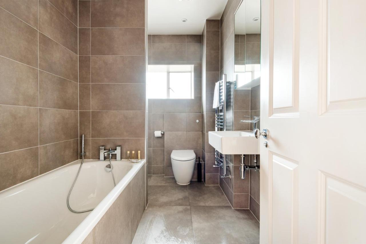 Stunning One Bedroom In Location Apartamento
