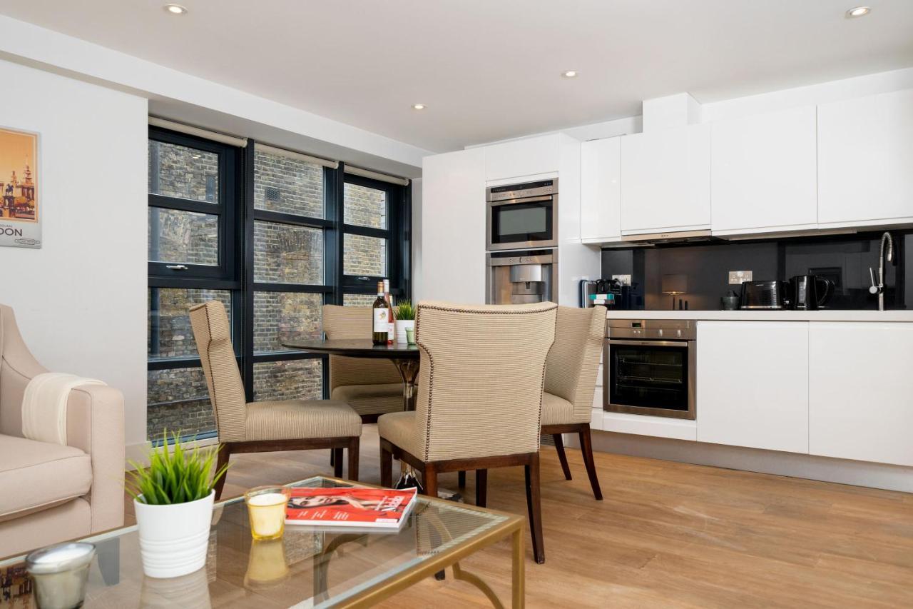 Apartment Duplex 2 Bedr, 3 Beds, 2,5 Bath Trafalgar Square
