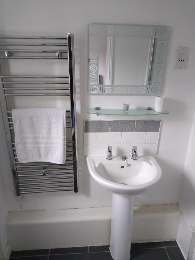 Stylish Private Double W/ensuite Homestay